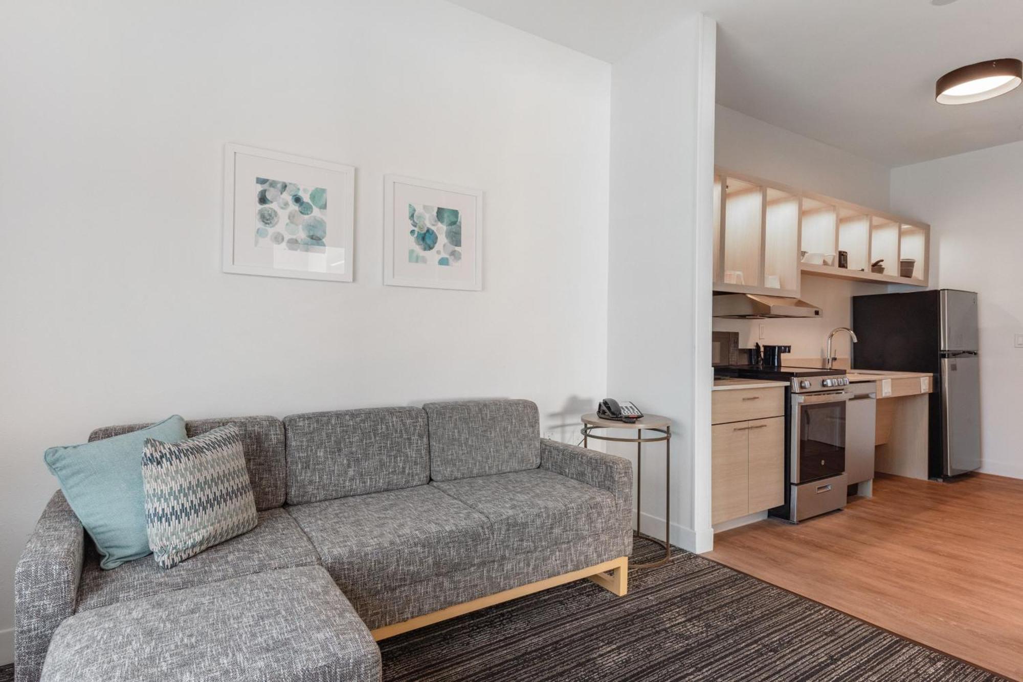 Towneplace Suites By Marriott Pueblo Downtown Экстерьер фото