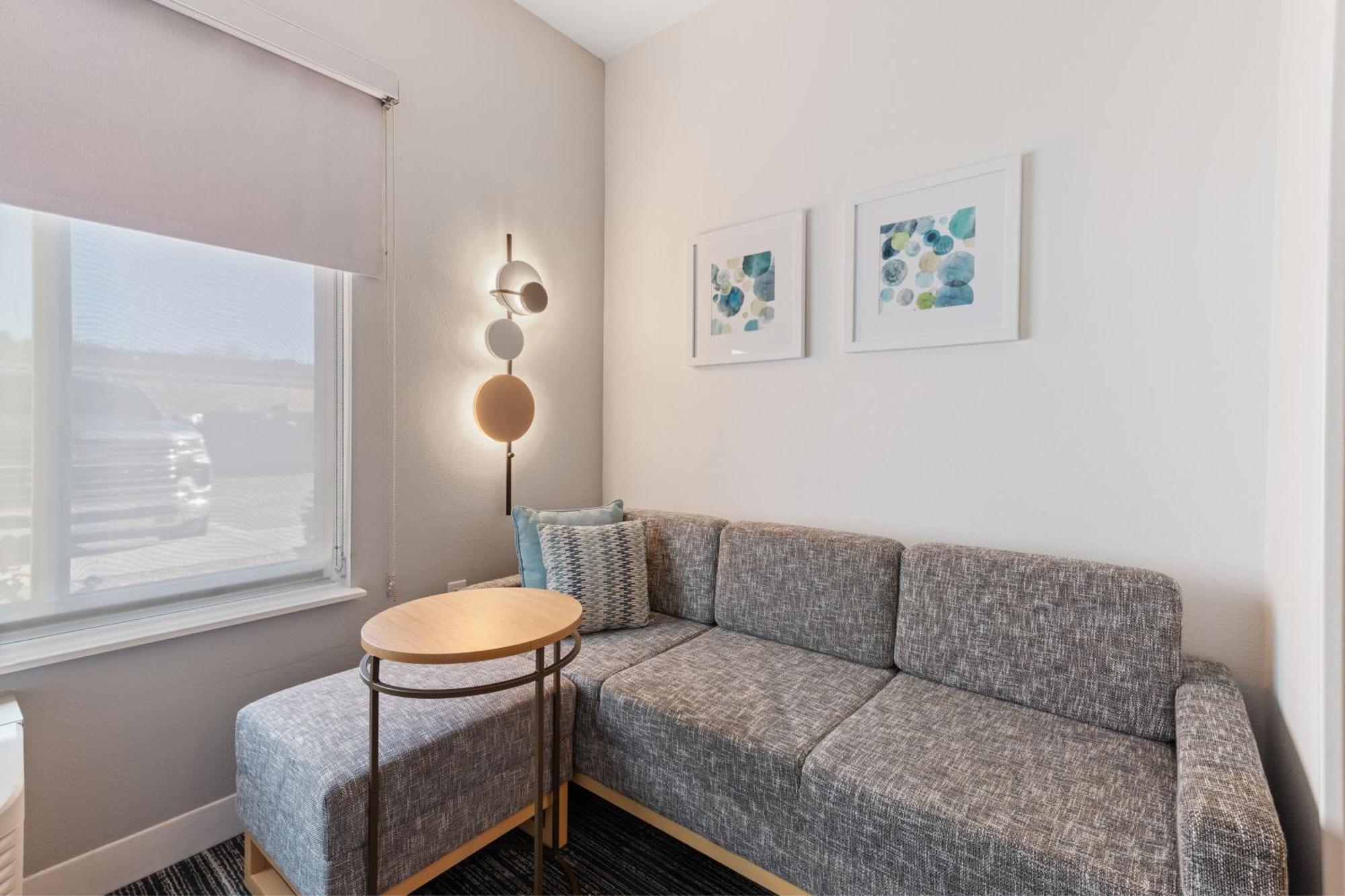 Towneplace Suites By Marriott Pueblo Downtown Экстерьер фото